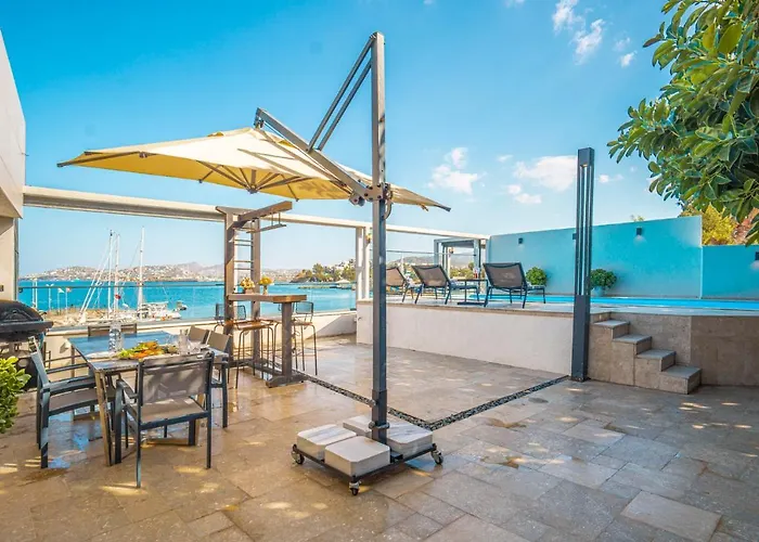 Cimentepe Deluxe 1 - With Heated Pool & Close To Yalikavak Marina *